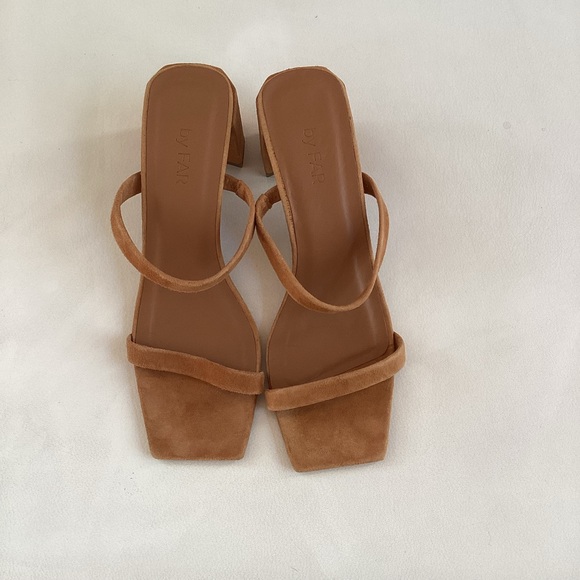 By Far Tanya Tan Neutral Slip On Heel Sandals SZ 7 - Picture 5 of 10